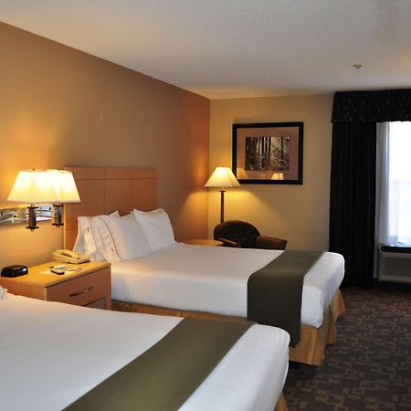 Surestay Plus Hotel By Best Western Roanoke Rapids I-95 Kamer foto