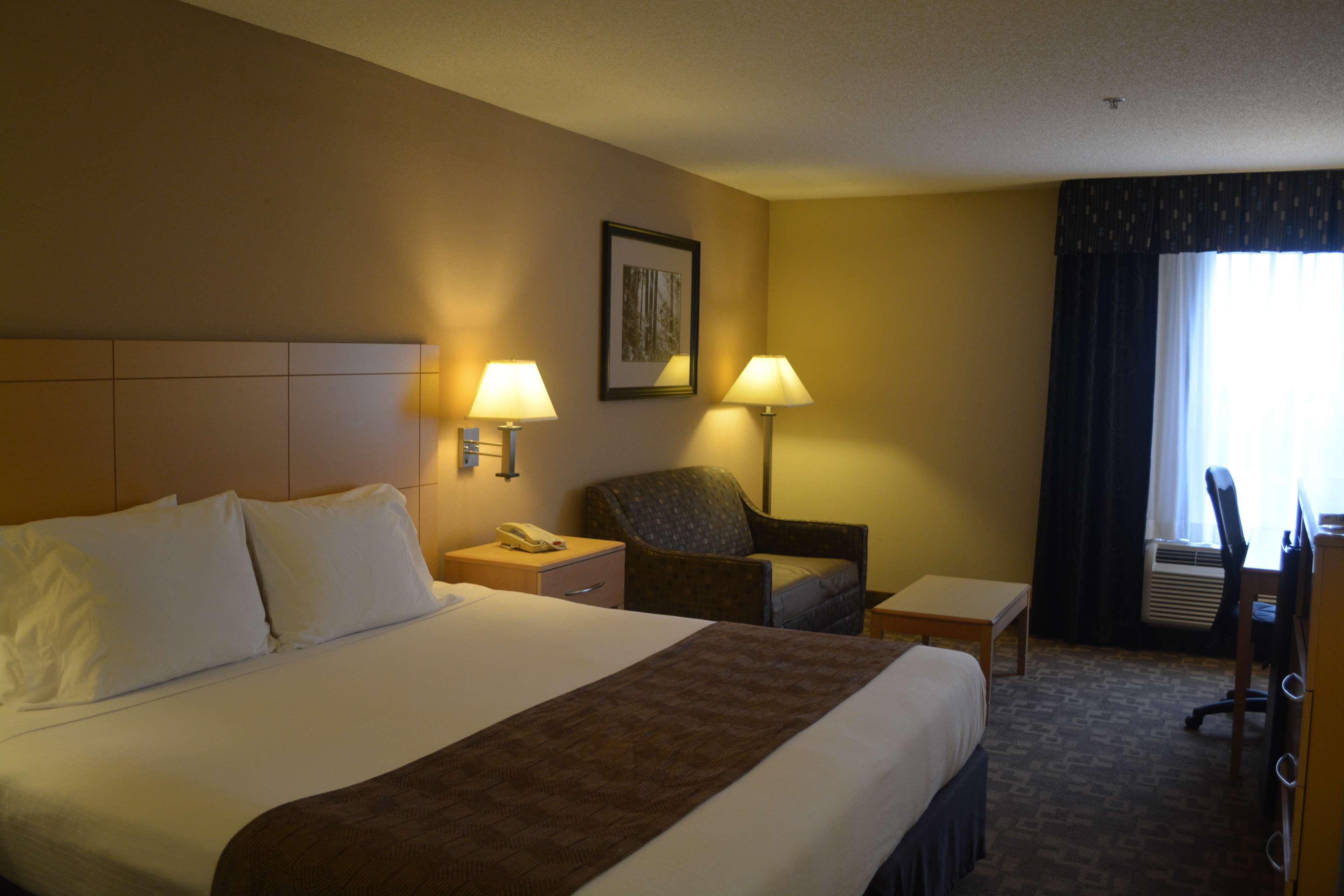 Surestay Plus Hotel By Best Western Roanoke Rapids I-95 Kamer foto