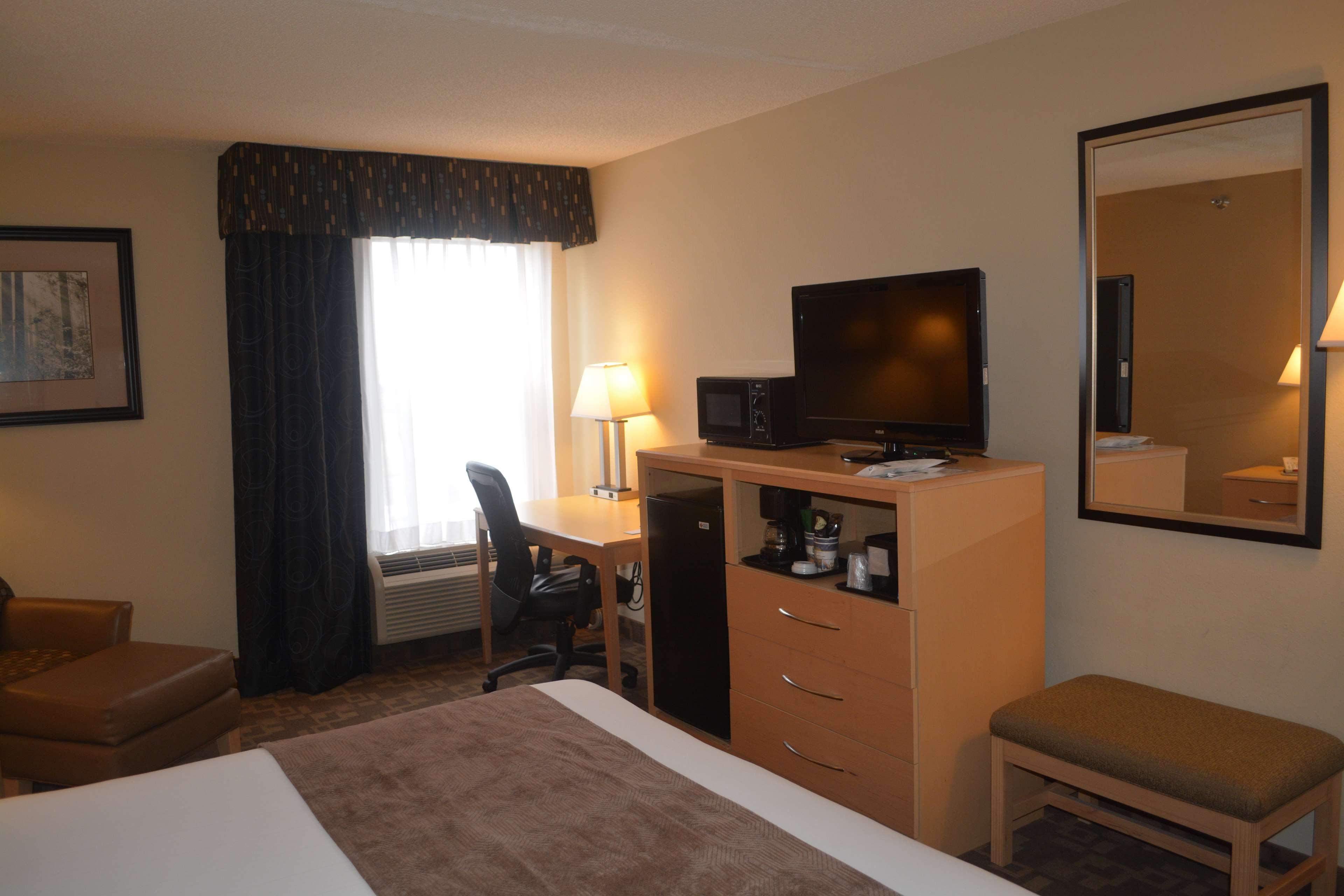 Surestay Plus Hotel By Best Western Roanoke Rapids I-95 Kamer foto