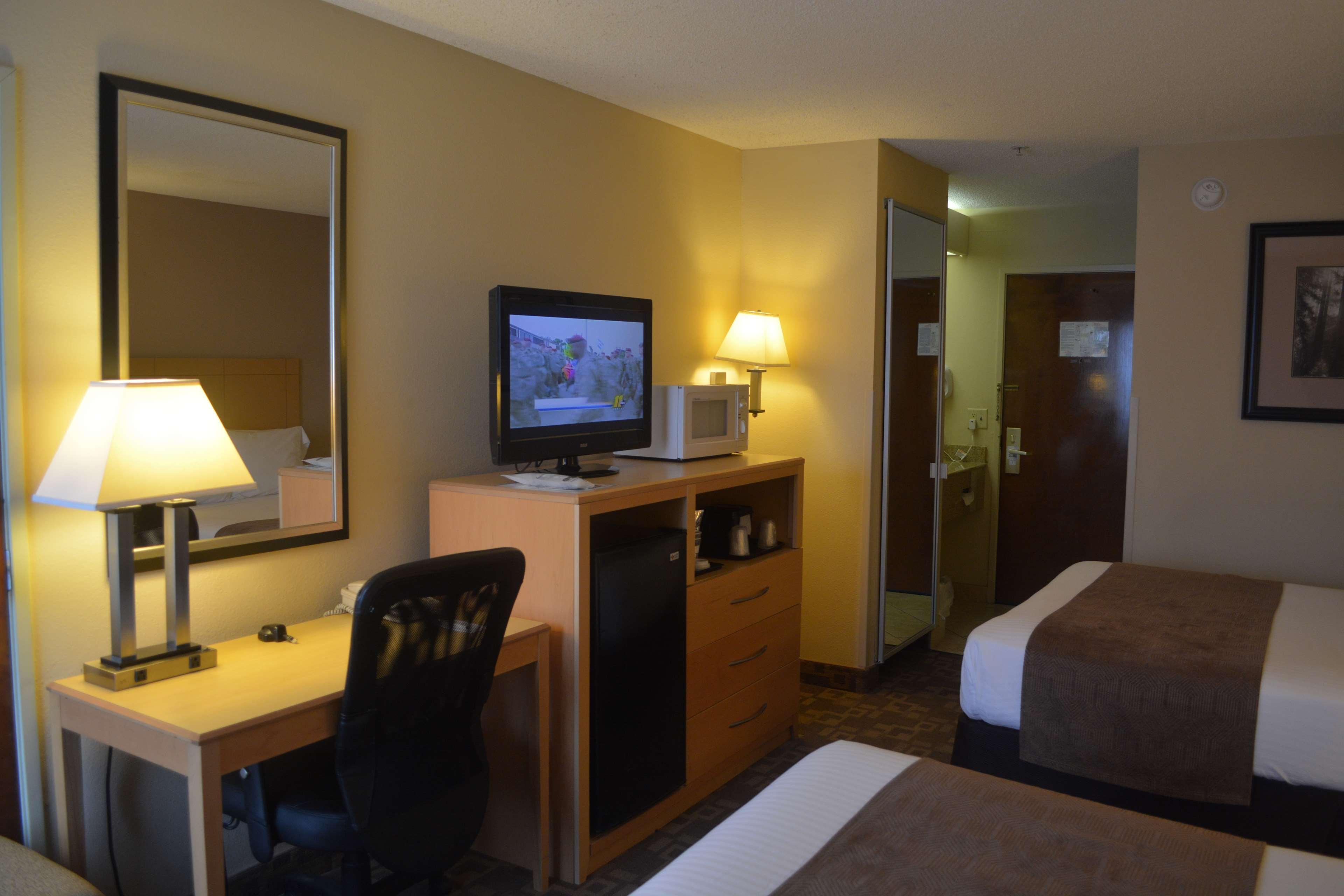 Surestay Plus Hotel By Best Western Roanoke Rapids I-95 Kamer foto